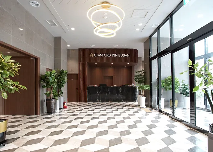 Hotel Stanford 3*