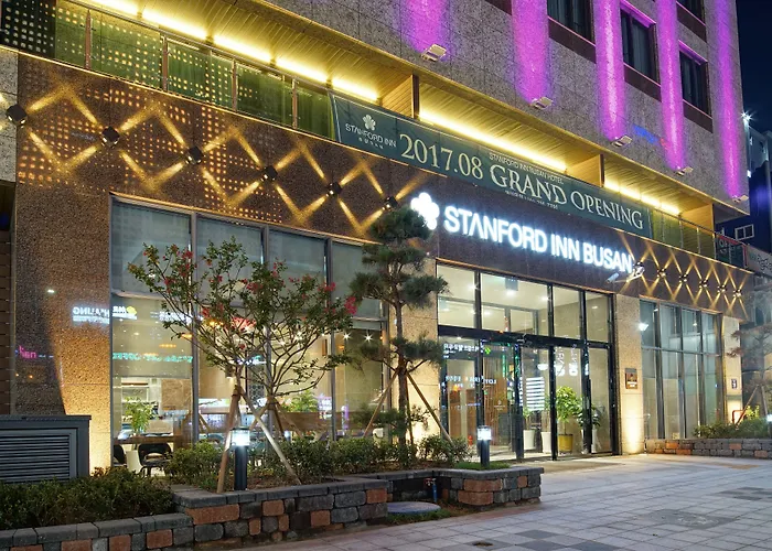 Stanford Hotel 3*