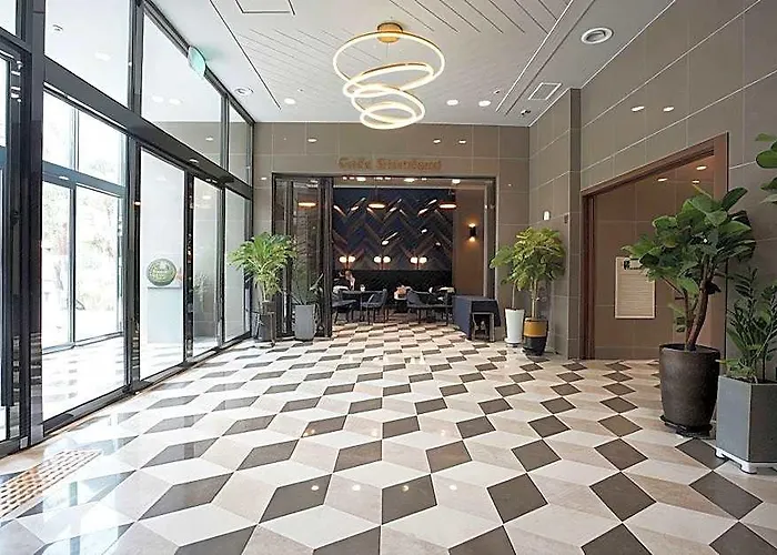 Stanford Hotel 3*
