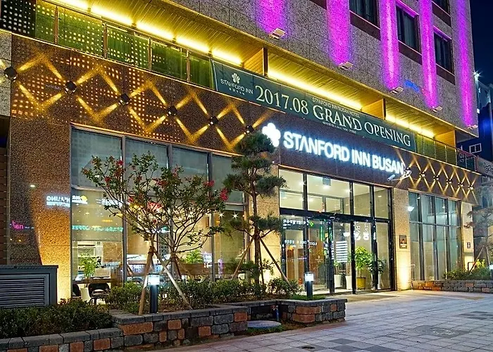 Stanford Hotel 3*