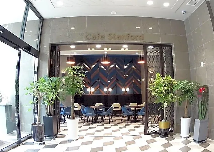 Hotel Stanford
