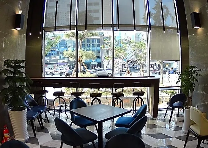 Stanford Hotel 3*